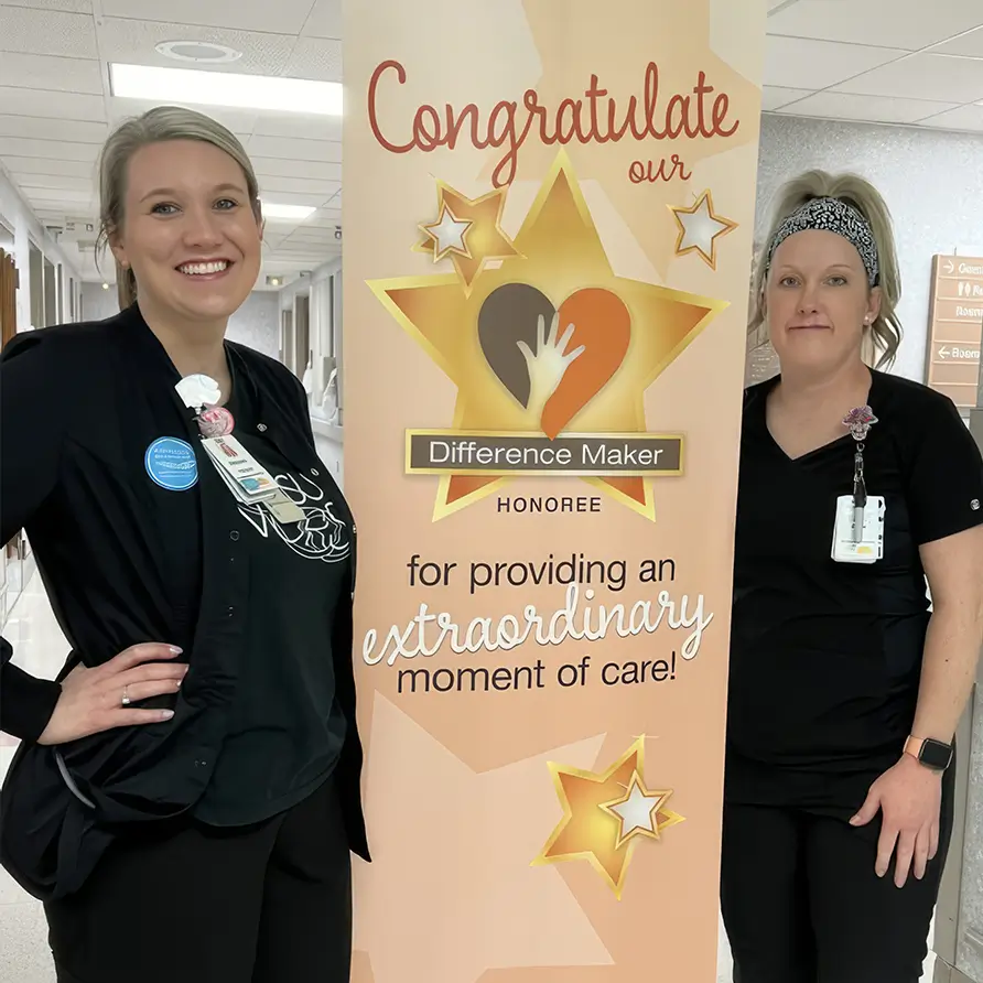 brittany-rohrback-and-paige-graves-with-sunshine-award